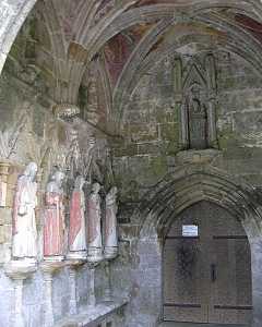 porche de la chapelle de Kermaria-an-Isquit